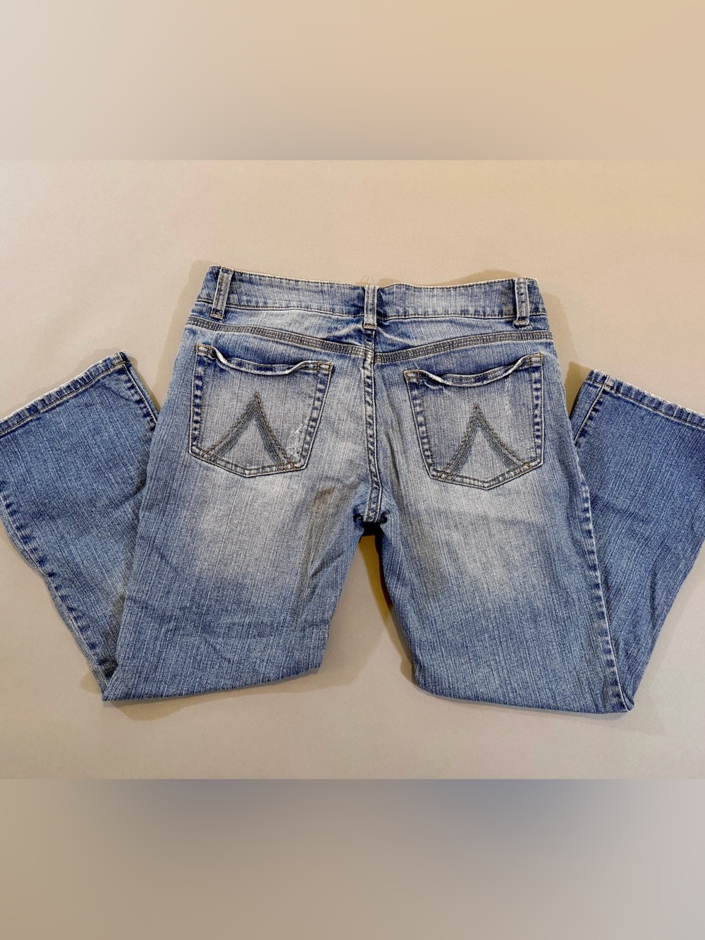 Deadstock Y2K dELiA*s Blue Denim Bailey Capris
